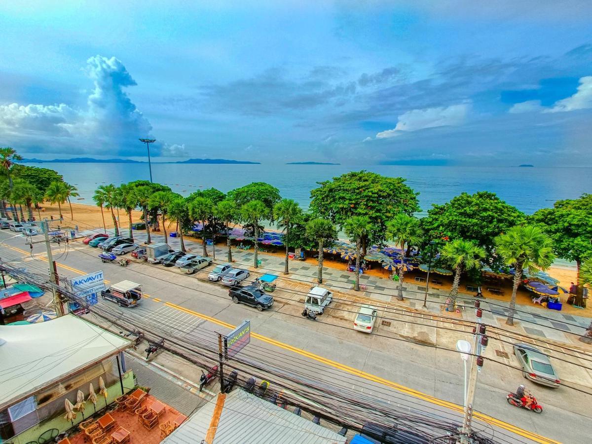 Happy Vikings - Beachfront Jomtien Beach Exterior photo