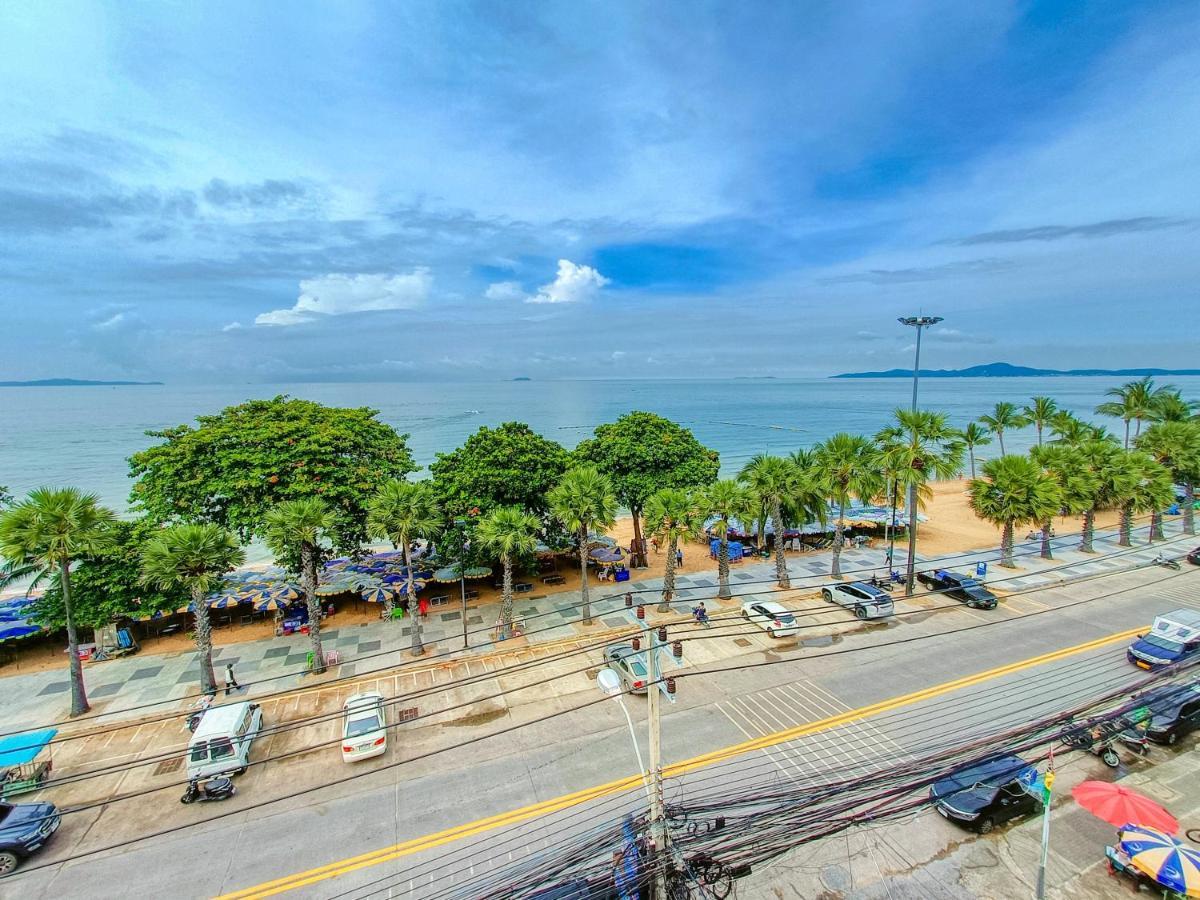 Happy Vikings - Beachfront Jomtien Beach Exterior photo
