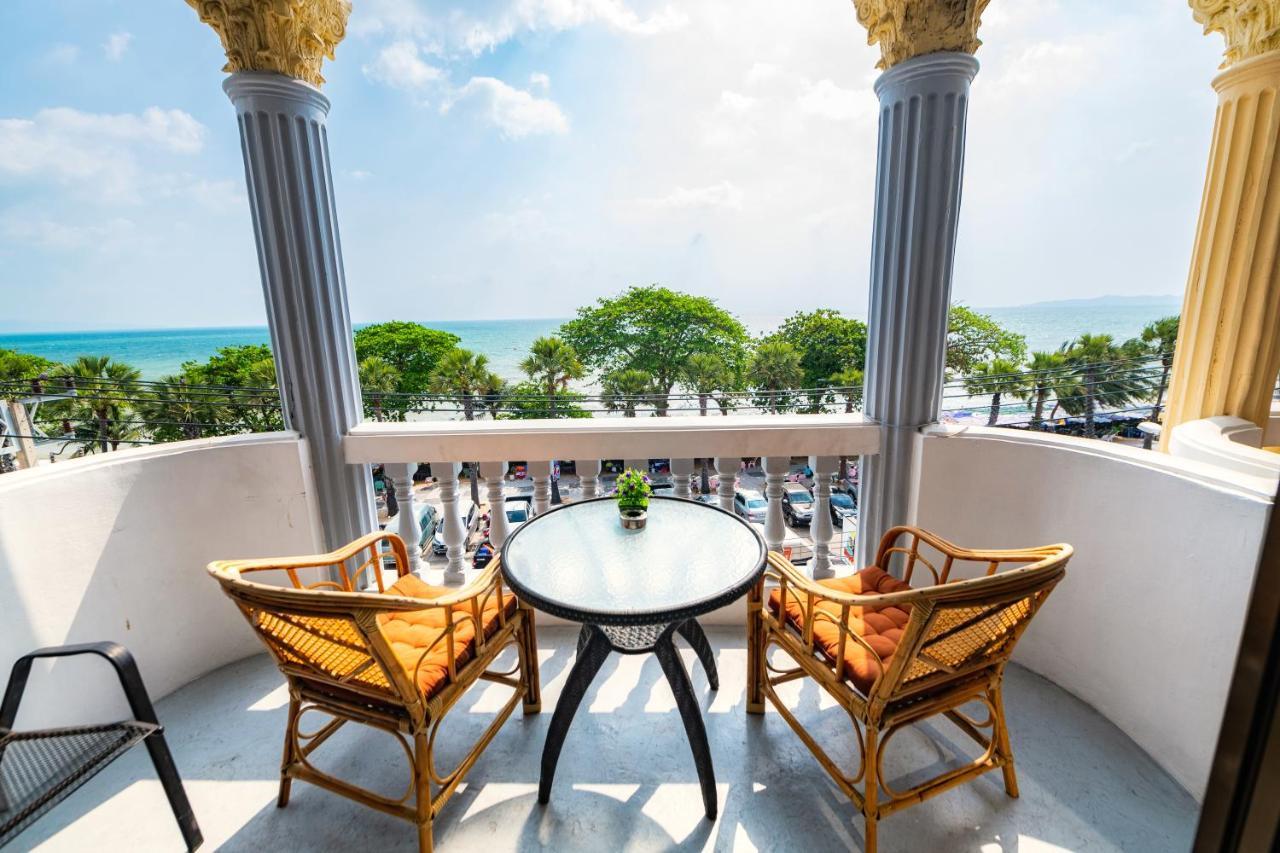 Happy Vikings - Beachfront Jomtien Beach Exterior photo